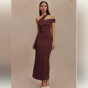 MESHKI Anastasia One Shoulder Modal Midi Dress - Mahogany Size M